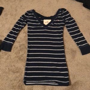 Quarter sleeve Striped V-neck